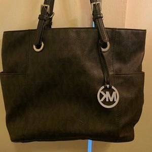 Michael Kors Signature Tote
